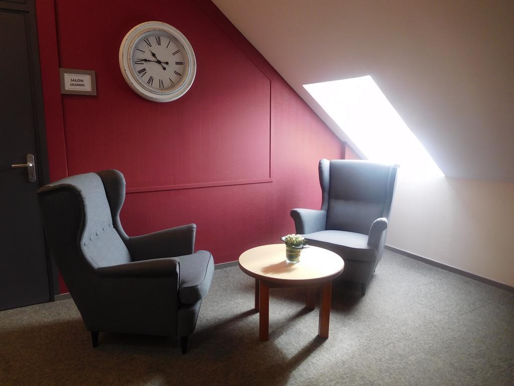 Hotel Au Relais De L'Oust Lanouée Exteriér fotografie